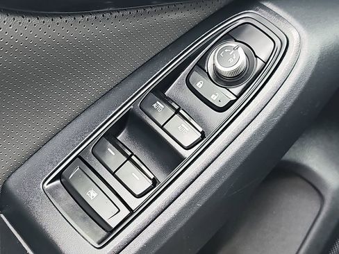 Used 2021 Subaru Crosstrek 2.5i Sport w/ Popular Package #3 image 28