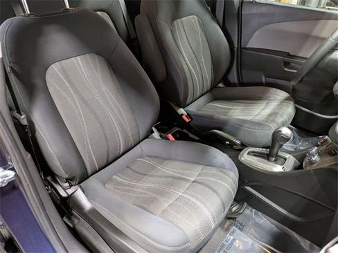 Certified 2016 Chevrolet Sonic LT image 27