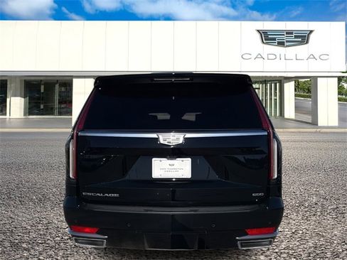 Certified 2024 Cadillac Escalade Premium Luxury Platinum w/ LPO, Floor Liner Package image 3