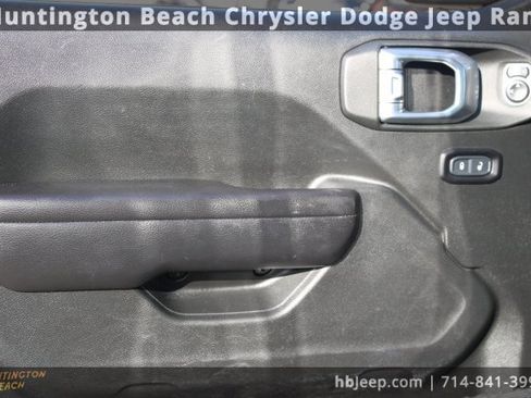 Used 2021 Jeep Wrangler Unlimited Sport image 10