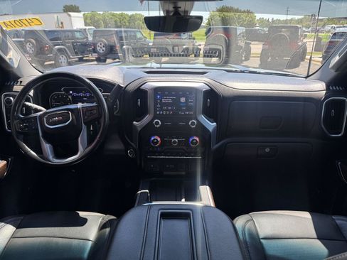 Used 2020 GMC Sierra 2500 SLT w/ SLT Premium Plus Package AWD/4WD image 27