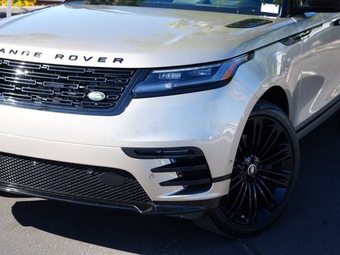 Used 2026 Land Rover Range Rover Velar Dynamic SE AWD/4WD image 2