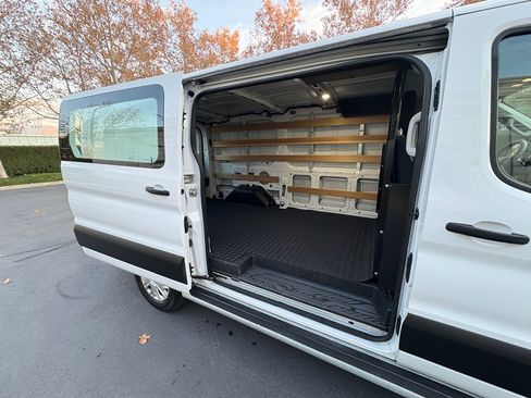 Used 2024 Ford Transit 250 Low Roof w/ Exterior Upgrade Package image 23