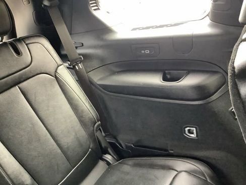 Used 2023 Jeep Grand Cherokee L Overland AWD/4WD image 15