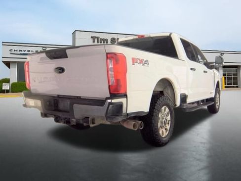 Used 2024 Ford F250 XLT w/ FX4 Off-Road Package AWD/4WD image 4