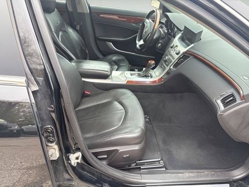 Used 2010 Cadillac CTS Premium RWD image 12