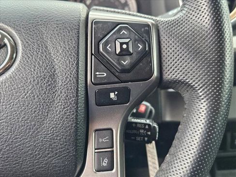 Used 2022 Toyota Tacoma SR5 w/ Technology Package image 12