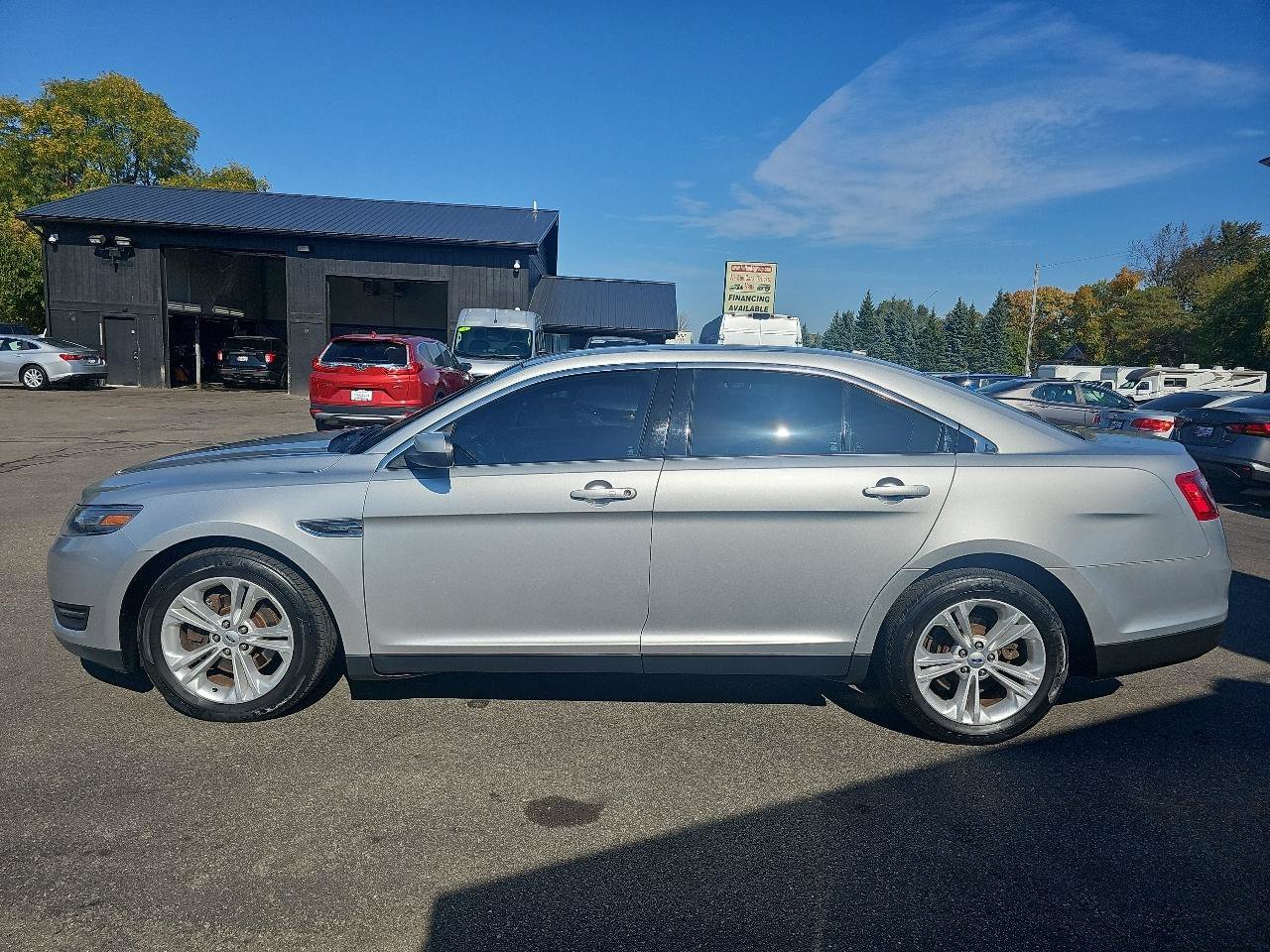 Used 2018 Ford Taurus SEL w/ Equipment Group 201A AWD/4WD image 6