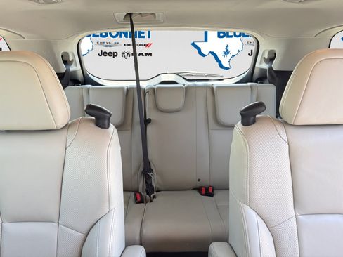 Used 2021 Subaru Ascent Limited w/ Technology Package AWD/4WD image 29
