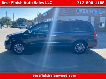 Used 2013 Chrysler Town & Country Touring-L w/ Driver Convenience Group