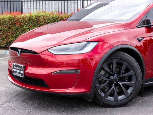 Used 2023 Tesla Model X AWD/4WD image 19