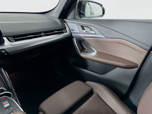 Used 2025 BMW X1 M35i w/ Shadowloine Package image 22