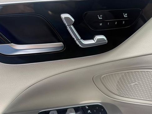 Used 2024 Mercedes-Benz C 300 Sedan image 36