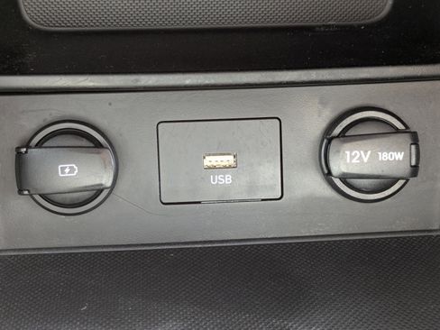 Used 2022 Hyundai Kona SEL AWD/4WD image 16