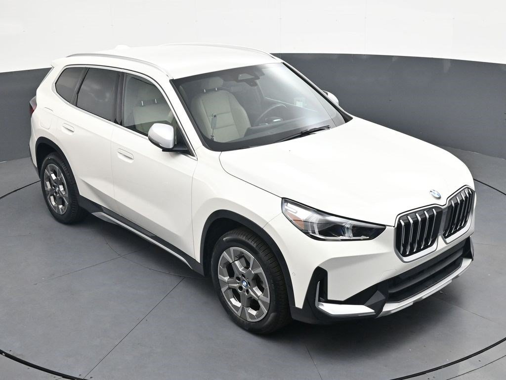 Used 2023 BMW X1 xDrive28i w/ Convenience Package AWD/4WD image 19