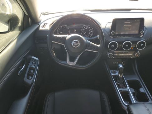 Used 2021 Nissan Sentra SR w/ SR Premium Package image 14
