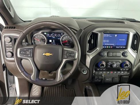 Used 2022 Chevrolet Silverado 2500 LTZ w/ LTZ Premium Package AWD/4WD image 16