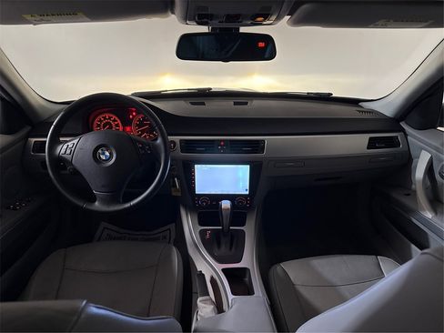 Used 2011 BMW 335i Sedan image 33