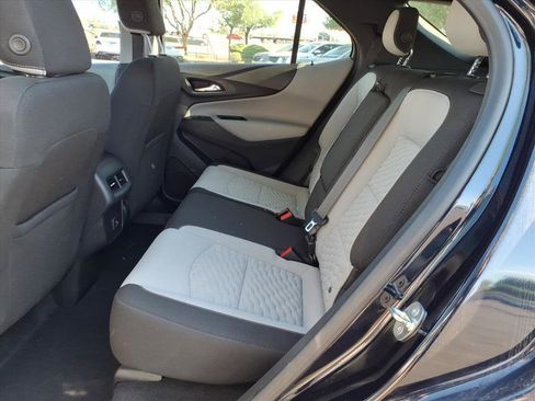 Used 2020 Chevrolet Equinox LS image 15