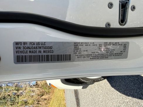 Used 2021 Jeep Compass Sport w/ Cold Weather Group image 28