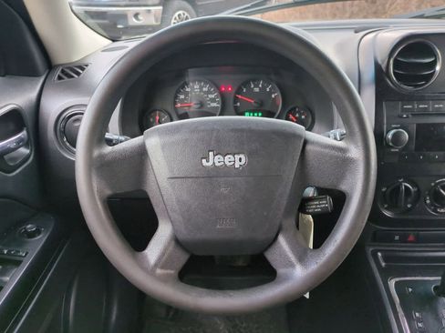 Used 2009 Jeep Patriot Sport image 21