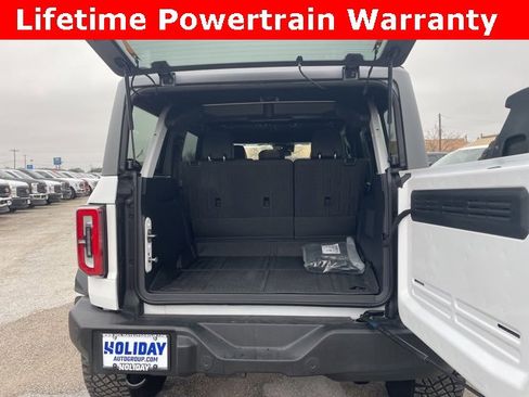 Used 2024 Ford Bronco Wildtrak image 18