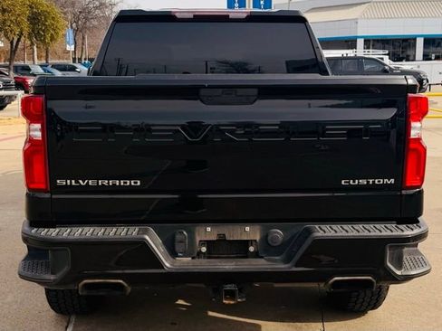 Used 2020 Chevrolet Silverado 1500 Custom Trail Boss w/ Custom Convenience Package image 3