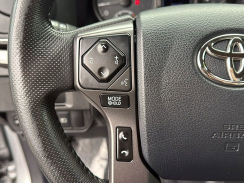 Used 2019 Toyota Tacoma TRD Off-Road image 20