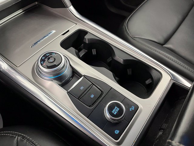Used 2022 Ford Explorer XLT w/ Equipment Group 202A AWD/4WD image 30