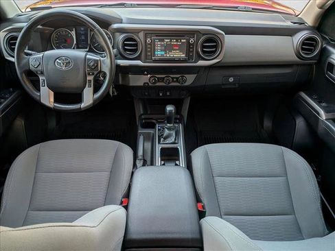 Used 2019 Toyota Tacoma SR5 image 15