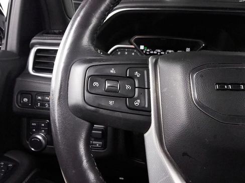 Used 2021 GMC Yukon Denali w/ Denali Premium Package AWD/4WD image 19