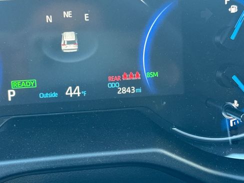 Certified 2025 Toyota RAV4 XSE image 34