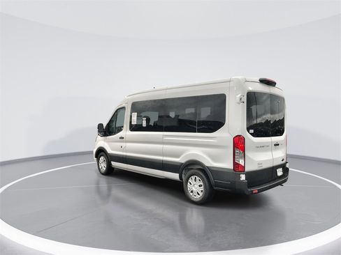 Used 2025 Ford Transit 350 XLT image 6