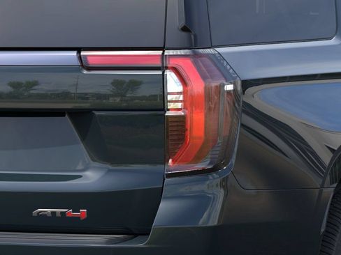 New 2026 GMC Yukon XL AT4 Ultimate AWD/4WD image 11