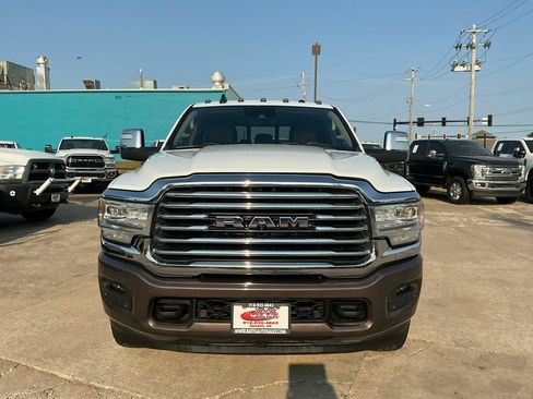 Used 2023 RAM 3500 Limited AWD/4WD image 3