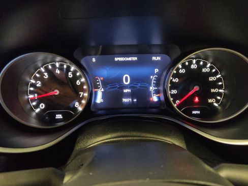 Used 2021 Jeep Compass Limited FWD image 23