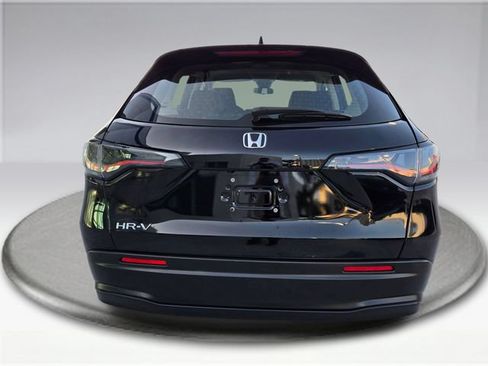 Used 2024 Honda HR-V LX image 10