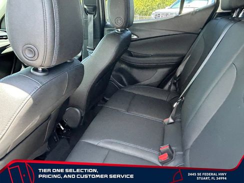 Used 2025 Buick Encore GX Sport Touring FWD image 12