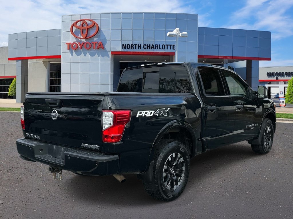Used 2019 Nissan Titan PRO-4X w/ Pro-4x Convenience Package AWD/4WD image 7