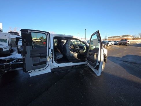 New 2026 Ford F550 4x4 Supercab Super Duty image 22