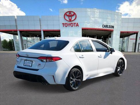 Certified 2026 Toyota Corolla SE w/ SE Premium Package AWD/4WD image 5