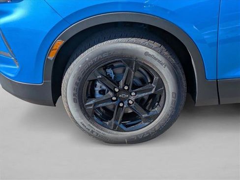 New 2025 Chevrolet Blazer LT w/ Convenience Package image 10