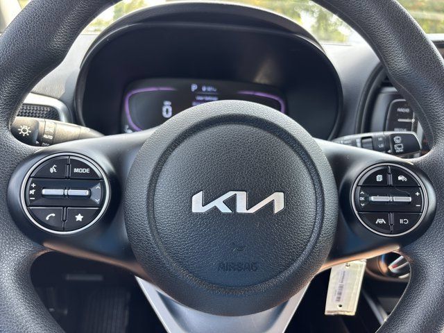 Used 2024 Kia Soul LX w/ Option Group 015 FWD image 21