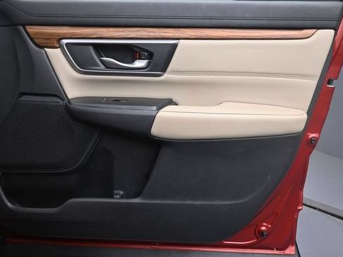 Used 2018 Honda CR-V Touring image 31