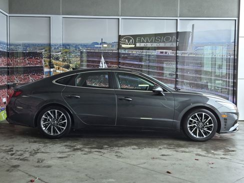 Used 2021 Hyundai Sonata Limited image 4