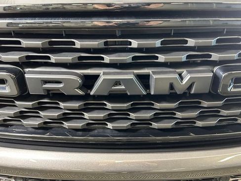 Used 2023 RAM 1500 Big Horn AWD/4WD image 9
