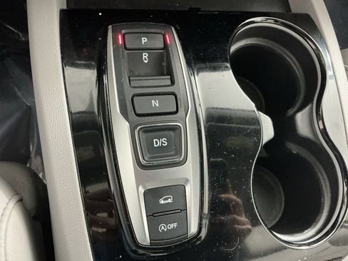 Used 2020 Honda Pilot Touring image 31