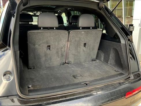 Used 2017 Audi Q7 3.0T Premium image 20