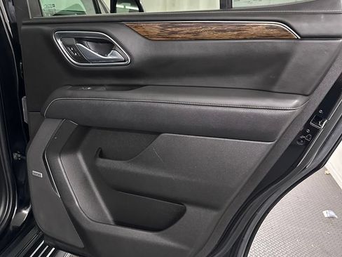 Used 2023 Chevrolet Tahoe Premier AWD/4WD image 37