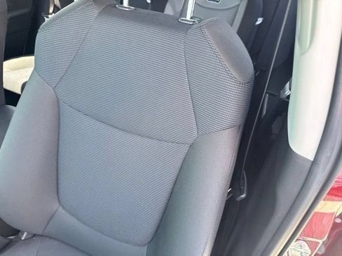 Used 2025 Toyota RAV4 LE AWD/4WD image 10